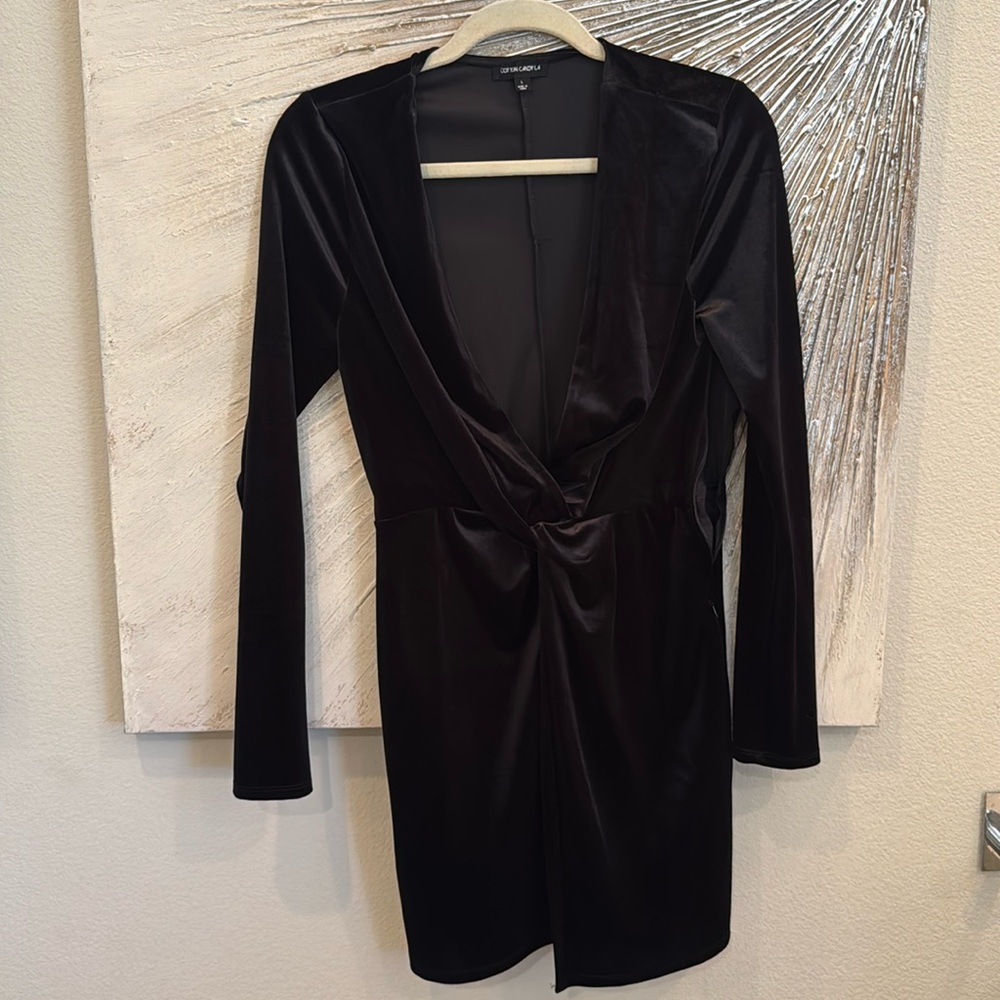 Black velvet like V-Neck Dress